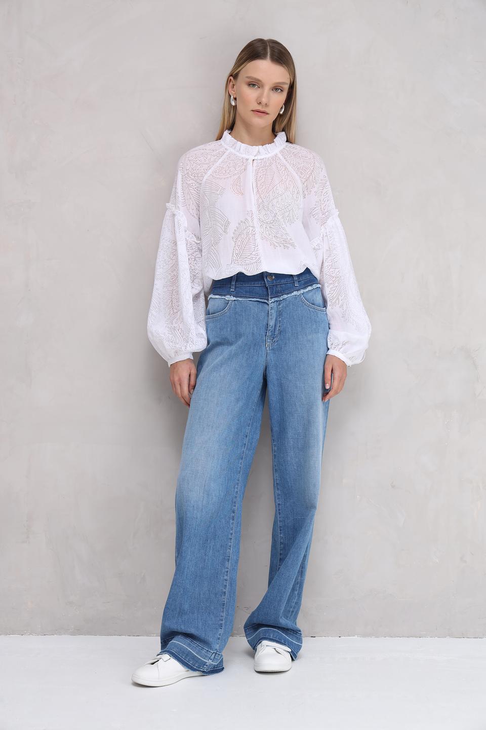 Джинсы Marc Cain с потертостями