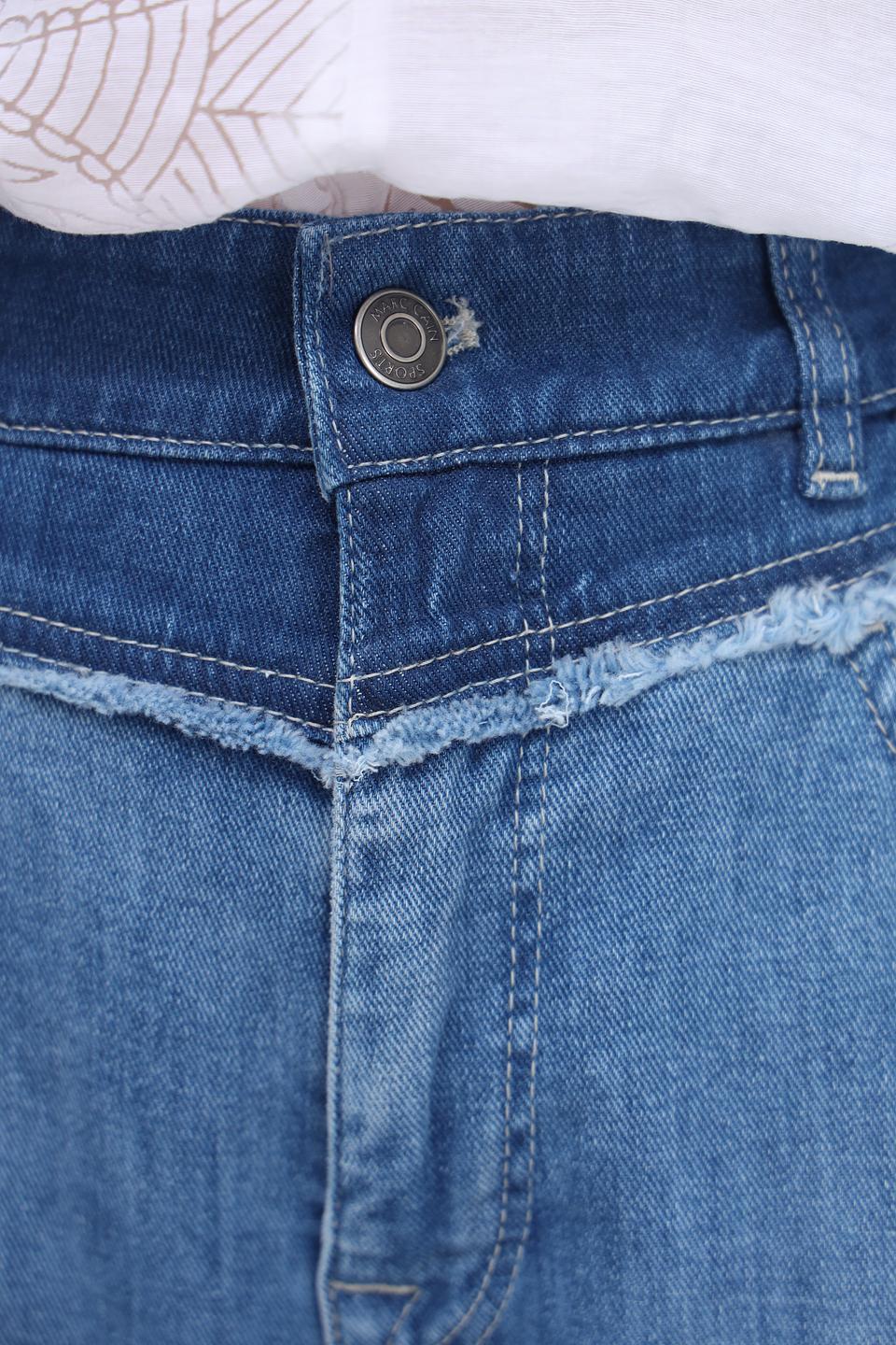 Джинсы Marc Cain с потертостями