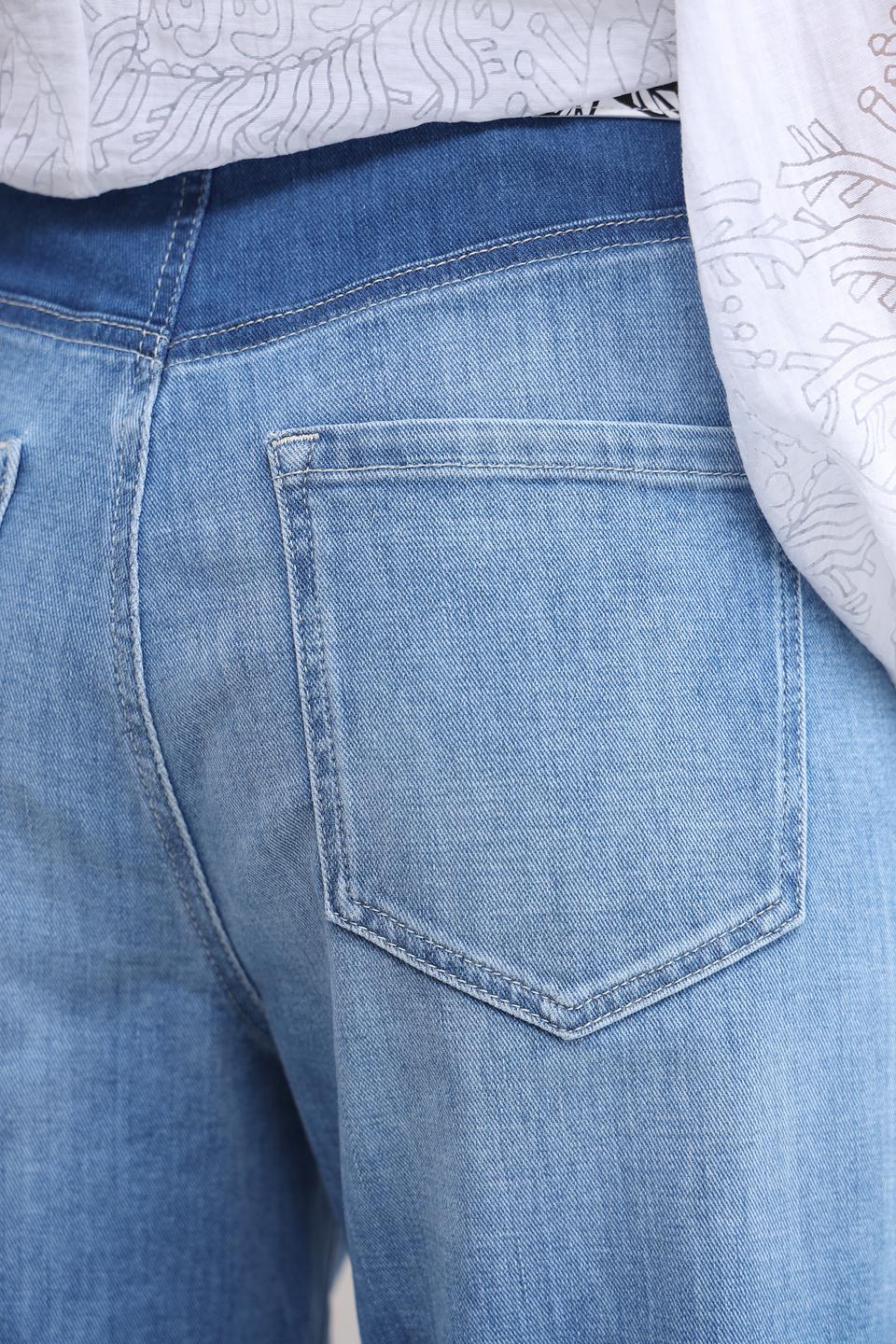 Джинсы Marc Cain с потертостями