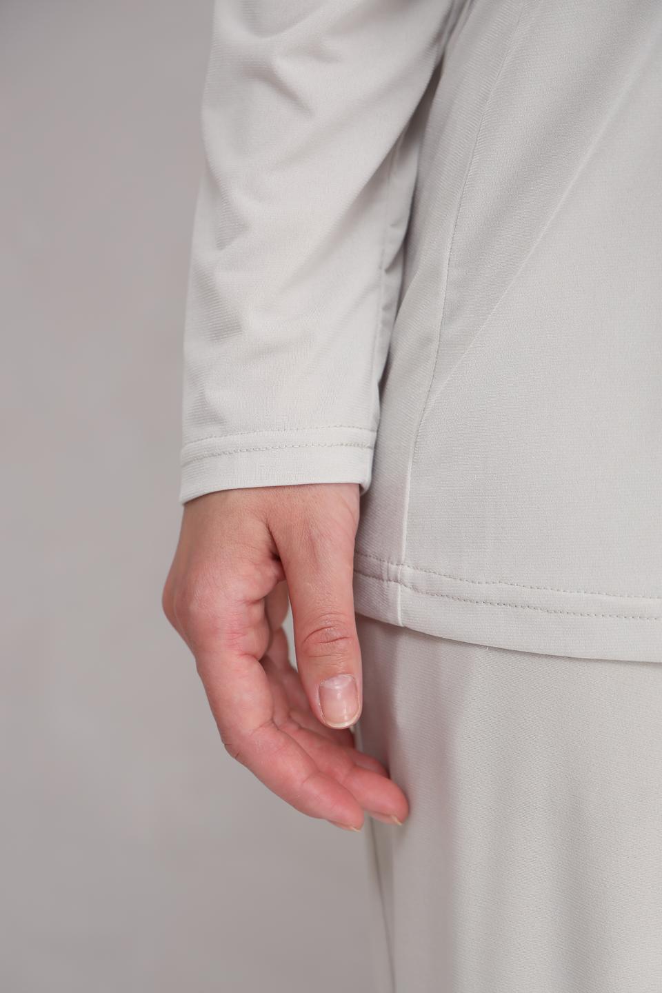 Блуза SE Stenau бежевая с запахом