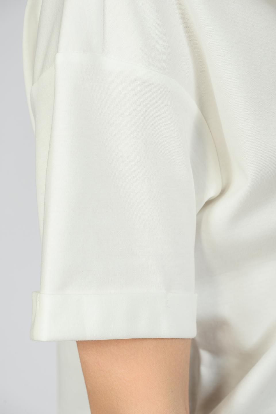 Футболка Emka женская молочная