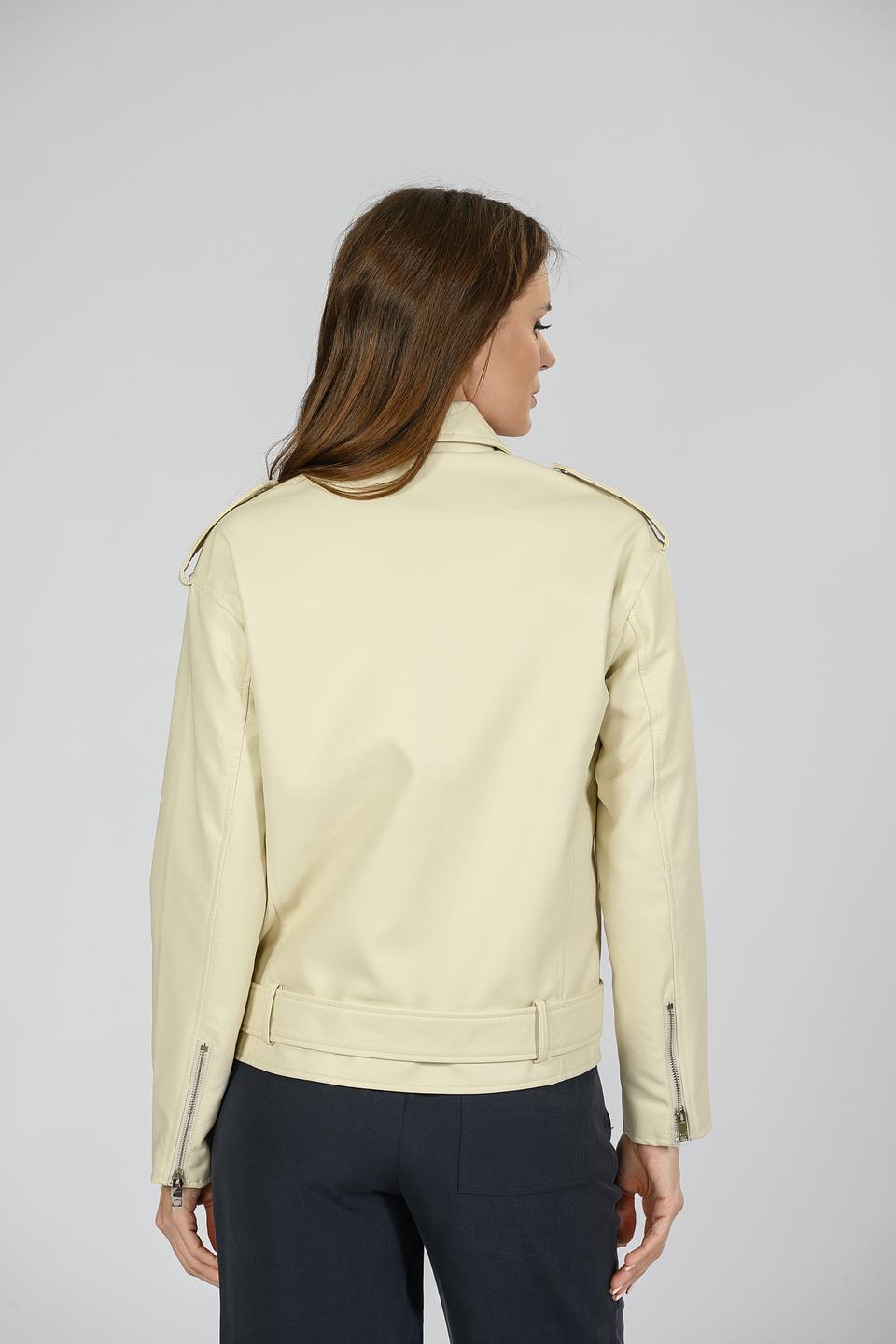 Куртка Emka косуха молочная