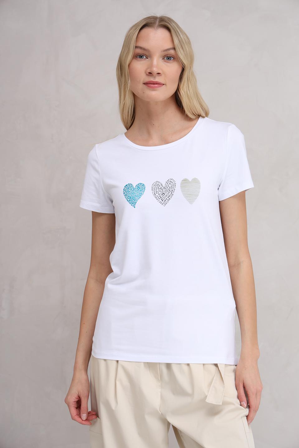 Футболка More and More с сердцами