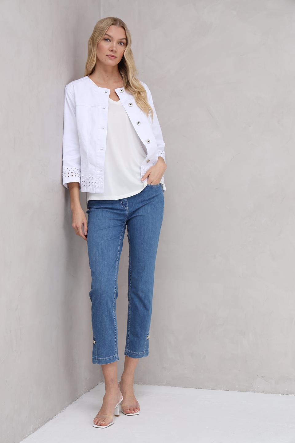 Жакет Toni collection белый с вышивкой