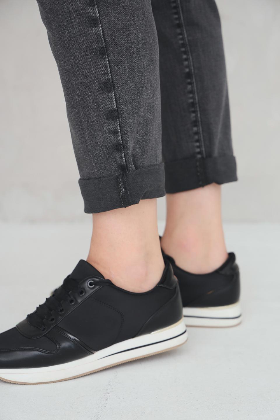 Джинсы Gerry Weber серые с потертостями