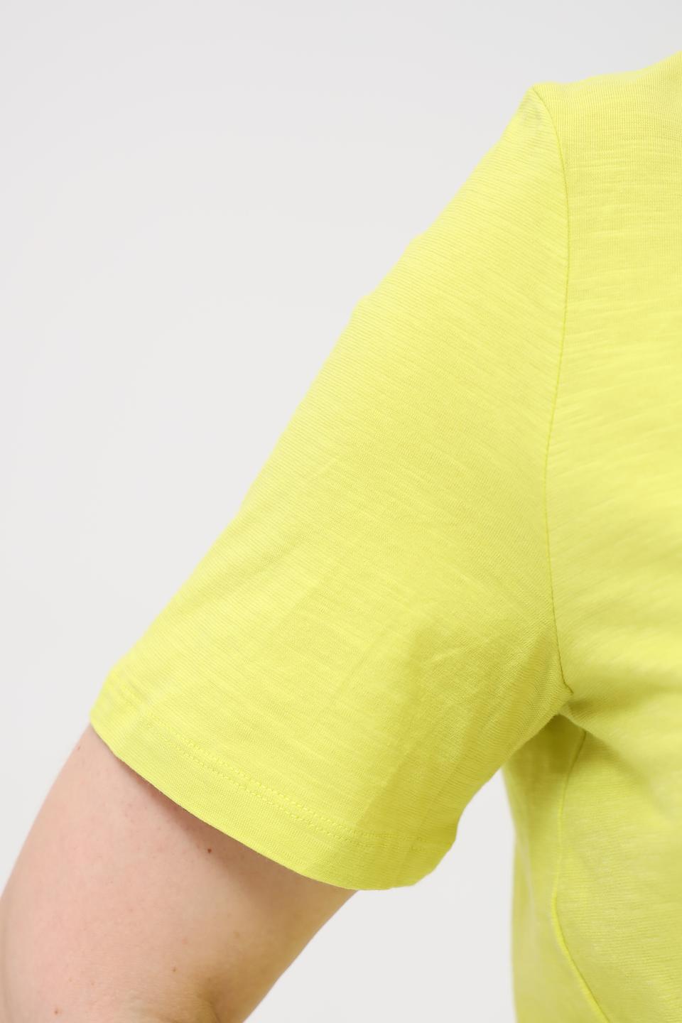 Футболка Samoon лайм с V-образным вырезом