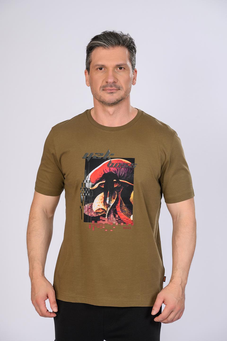 Футболка Boss Orange с принтом хаки