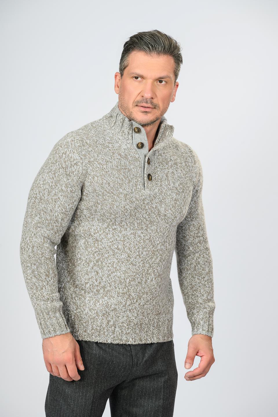 Пуловер Gran Sasso с пуговицами серый