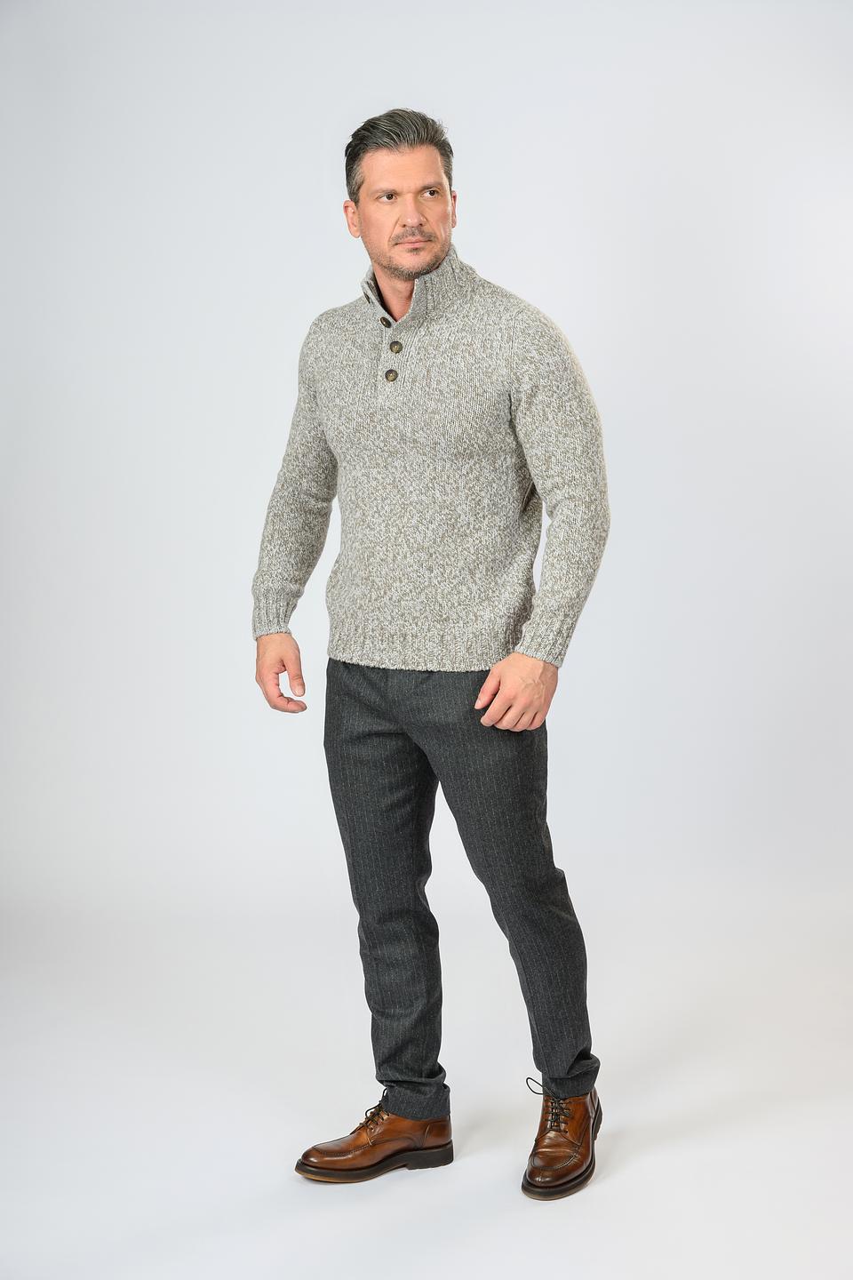 Пуловер Gran Sasso с пуговицами серый