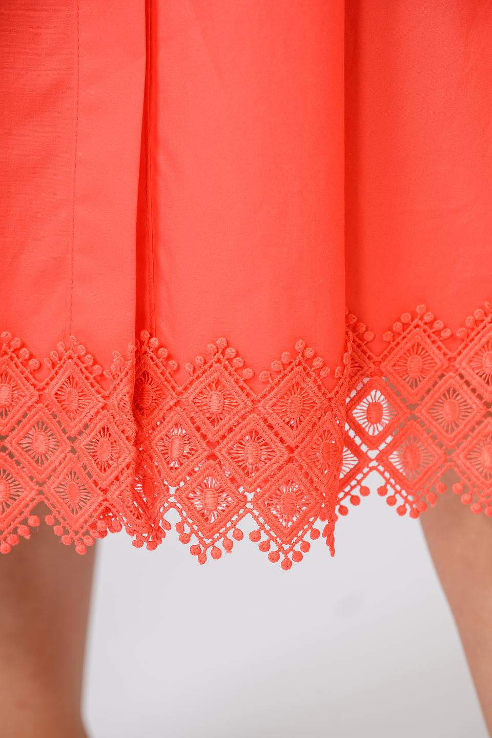 Платье Twin Set коралловое с кружевом