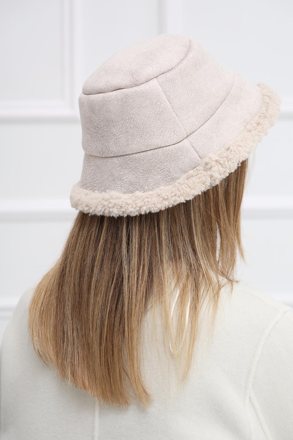 Шапка Beatris с мехом бежевая