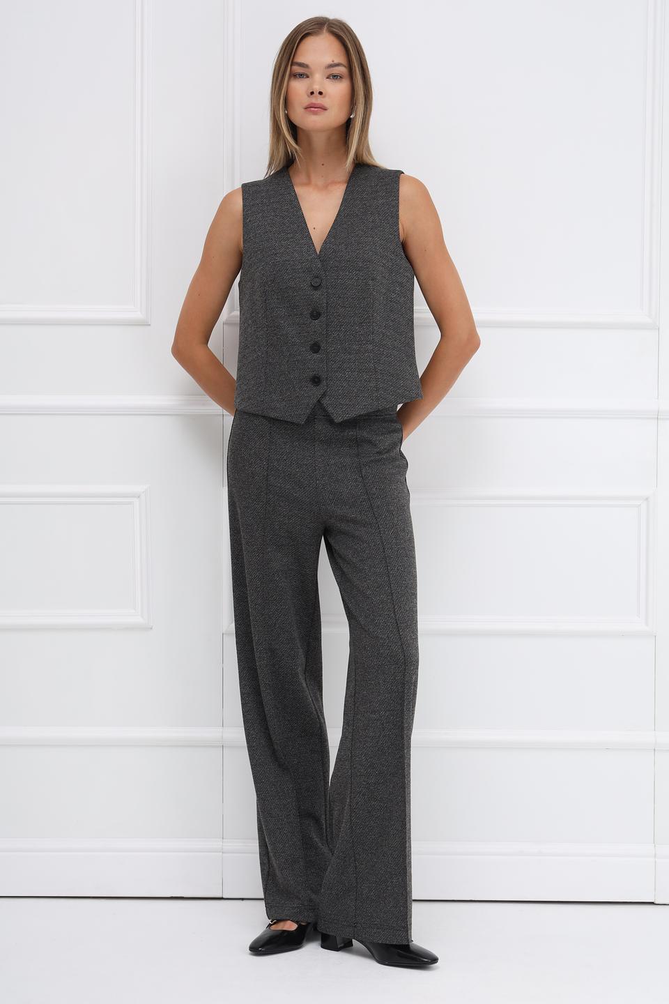 Жилет Oui женский серый в клетку