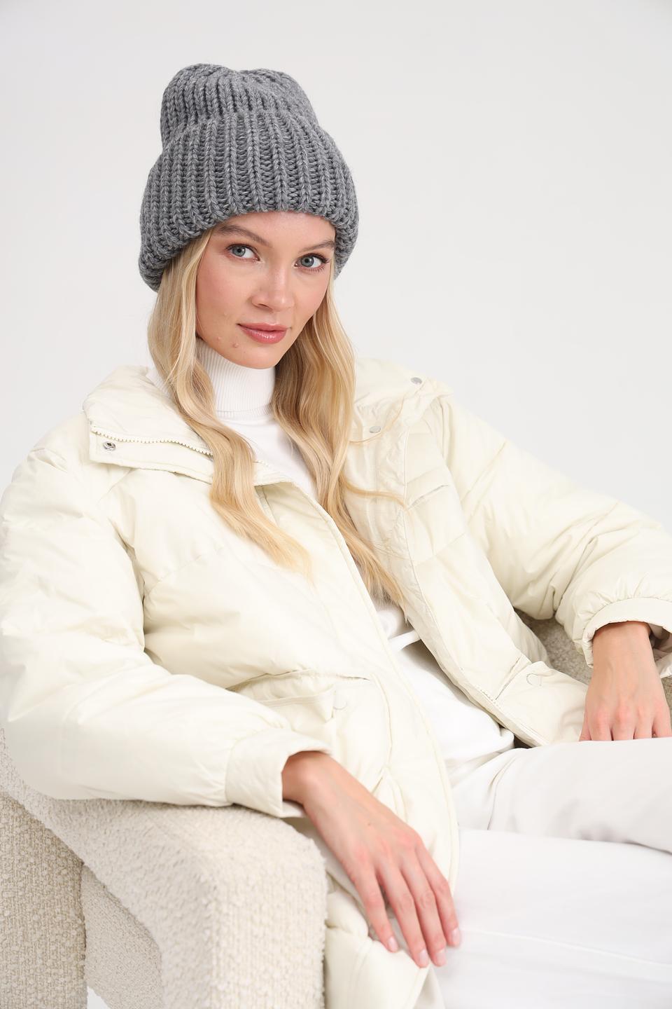 Шапка Adel вязаная серая