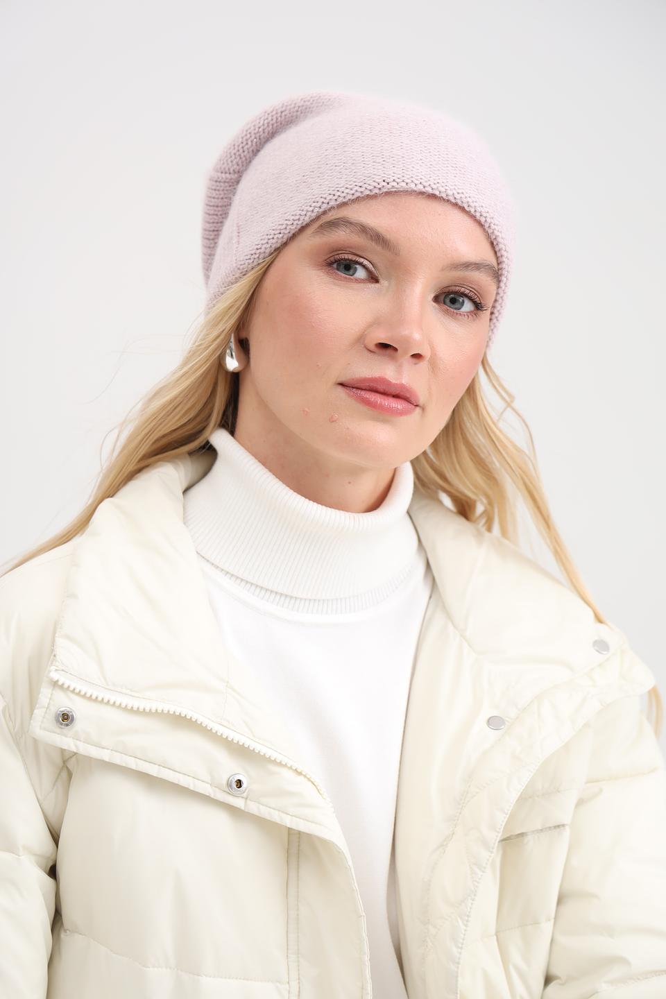 Шапка Adel вязаная пудровая