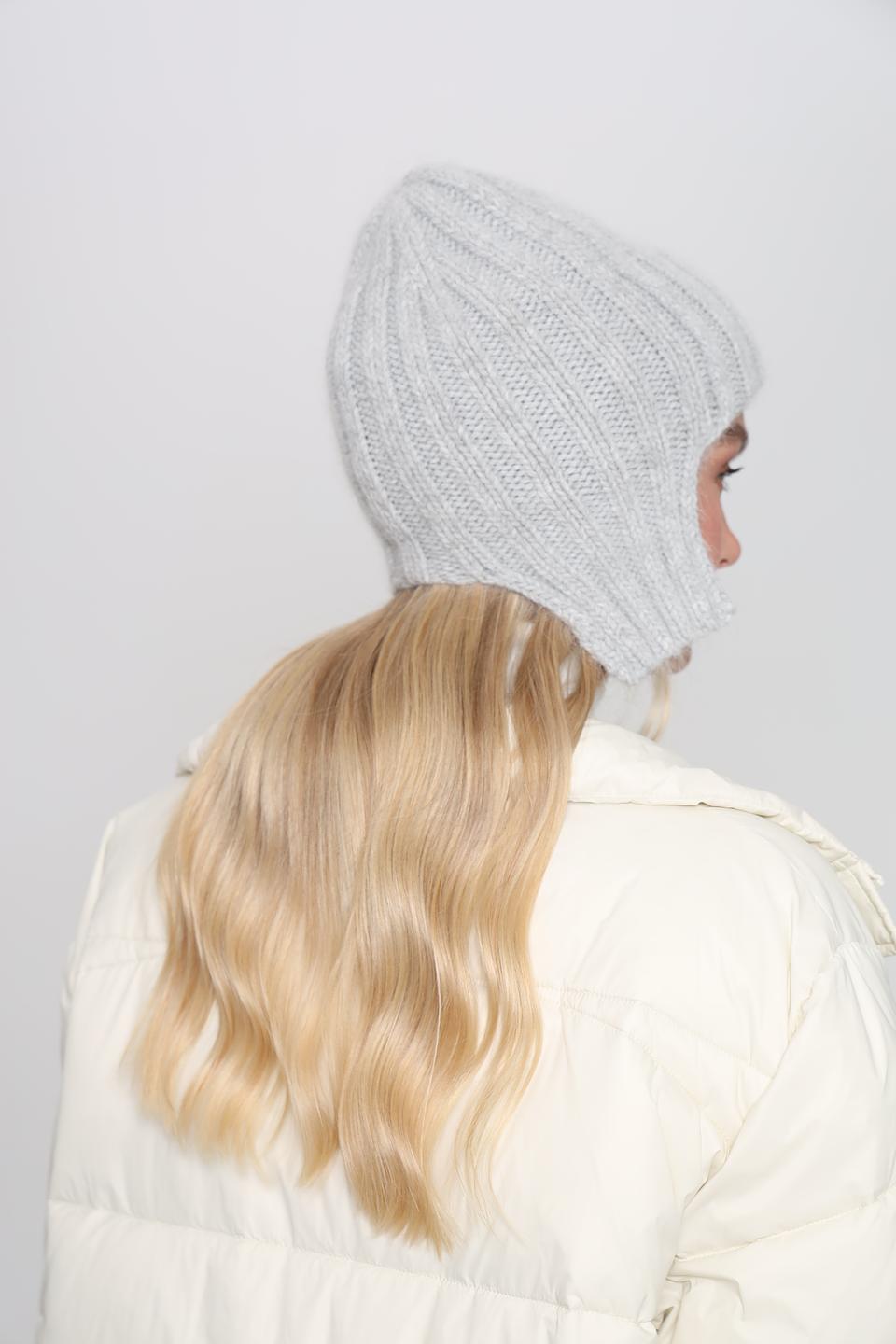 Шапка Adel вязаная серая