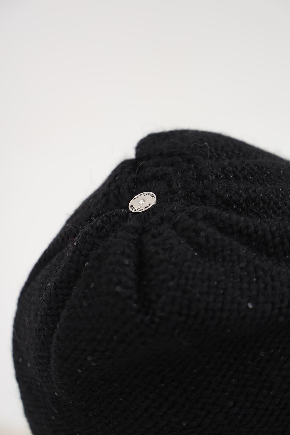 Шапка Adel вязаная чёрная