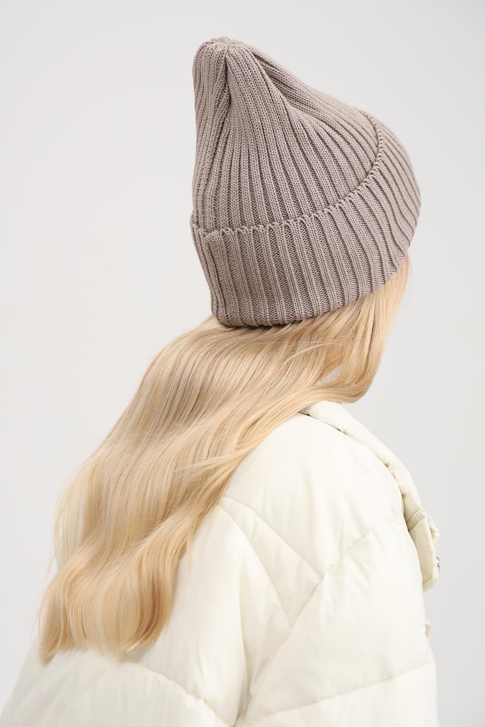 Шапка Adel вязаная бежевая