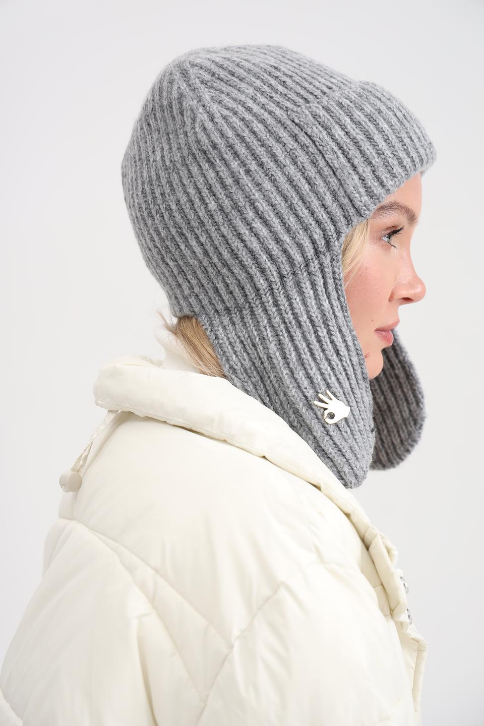 Шапка Adel с ушами серая