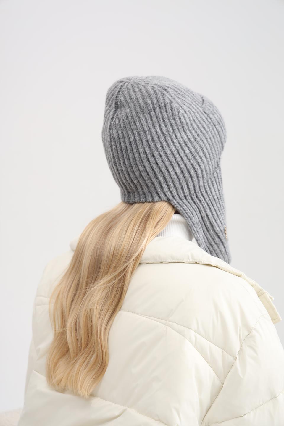 Шапка Adel с ушами серая