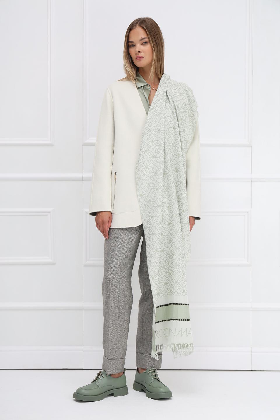 Шарф Marc Cain с геометрическим рисунком