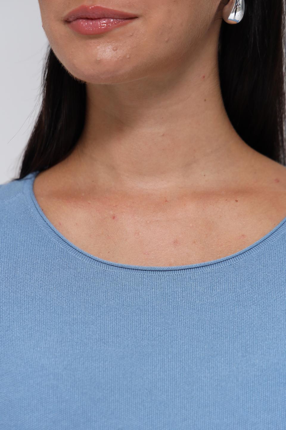 Пуловер Lecomte голубой с рукавом 3/4