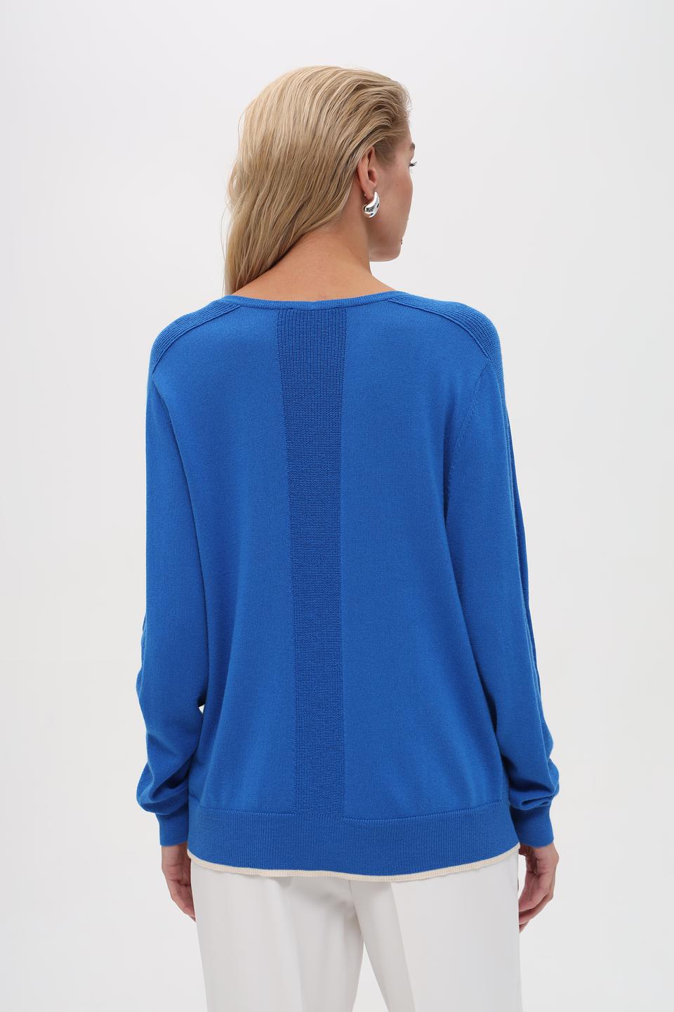 Пуловер Pezzo с V-образным вырезом