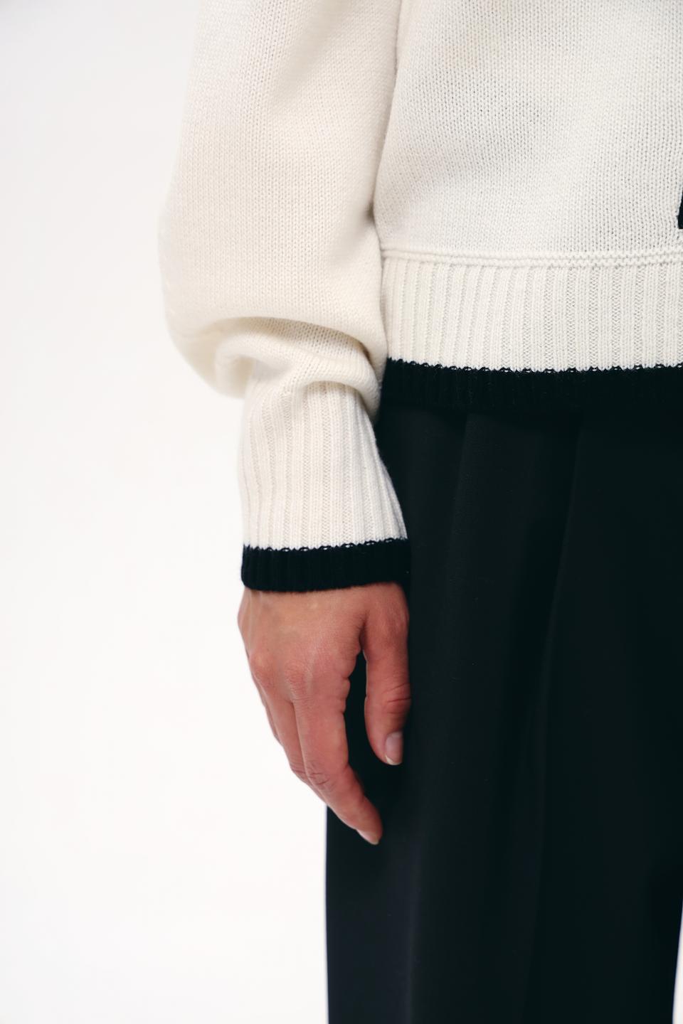 Пуловер Marc Cain с цепью