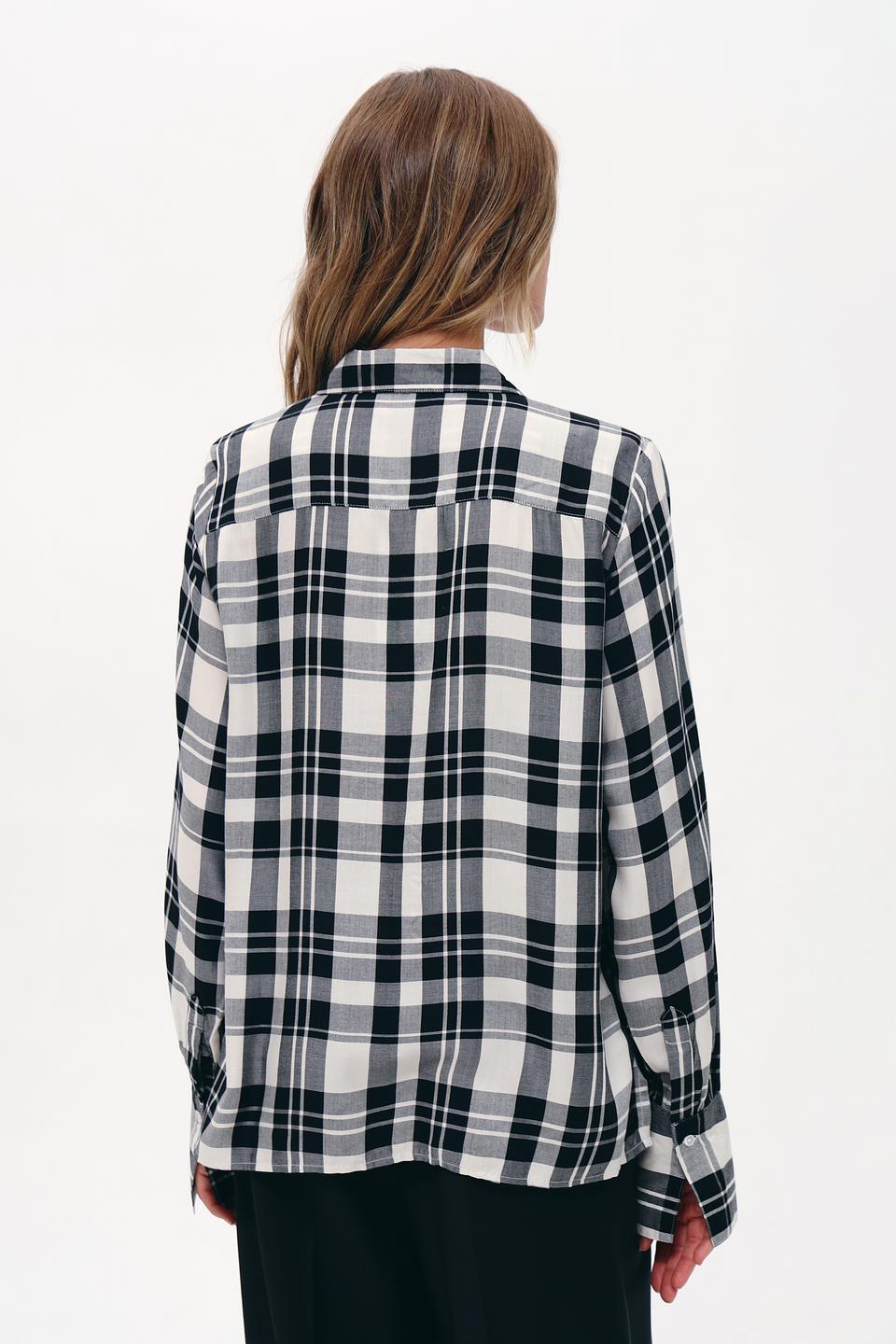 Блуза Monari в клетку с рюшами