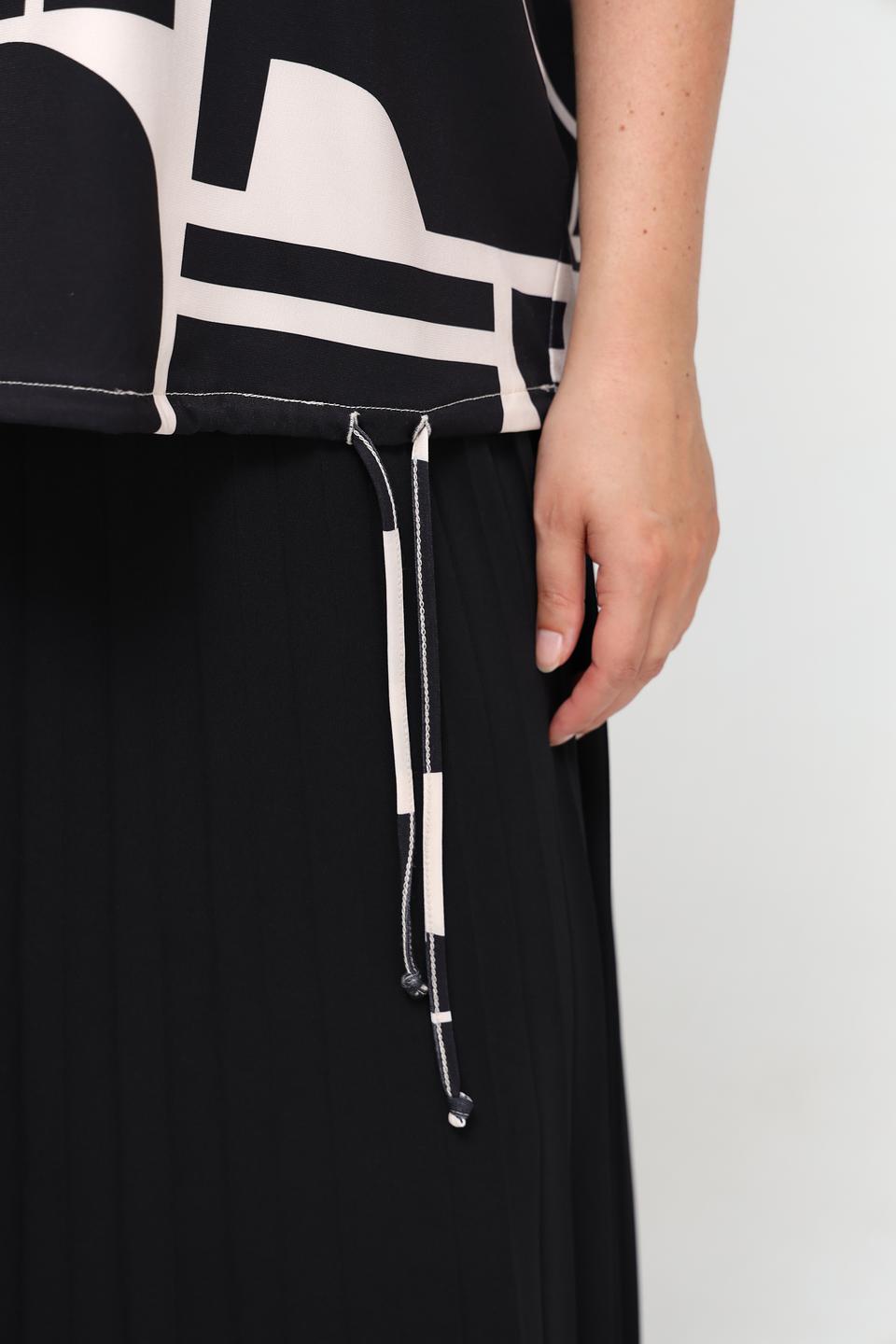 Блуза Miss Lagotte с геометрическим принтом