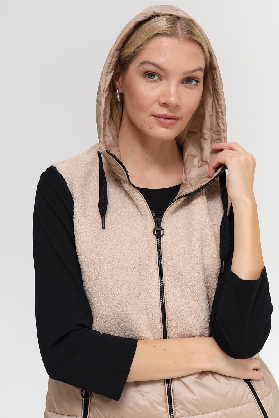 Жилет Lebek комбинированный бежевый