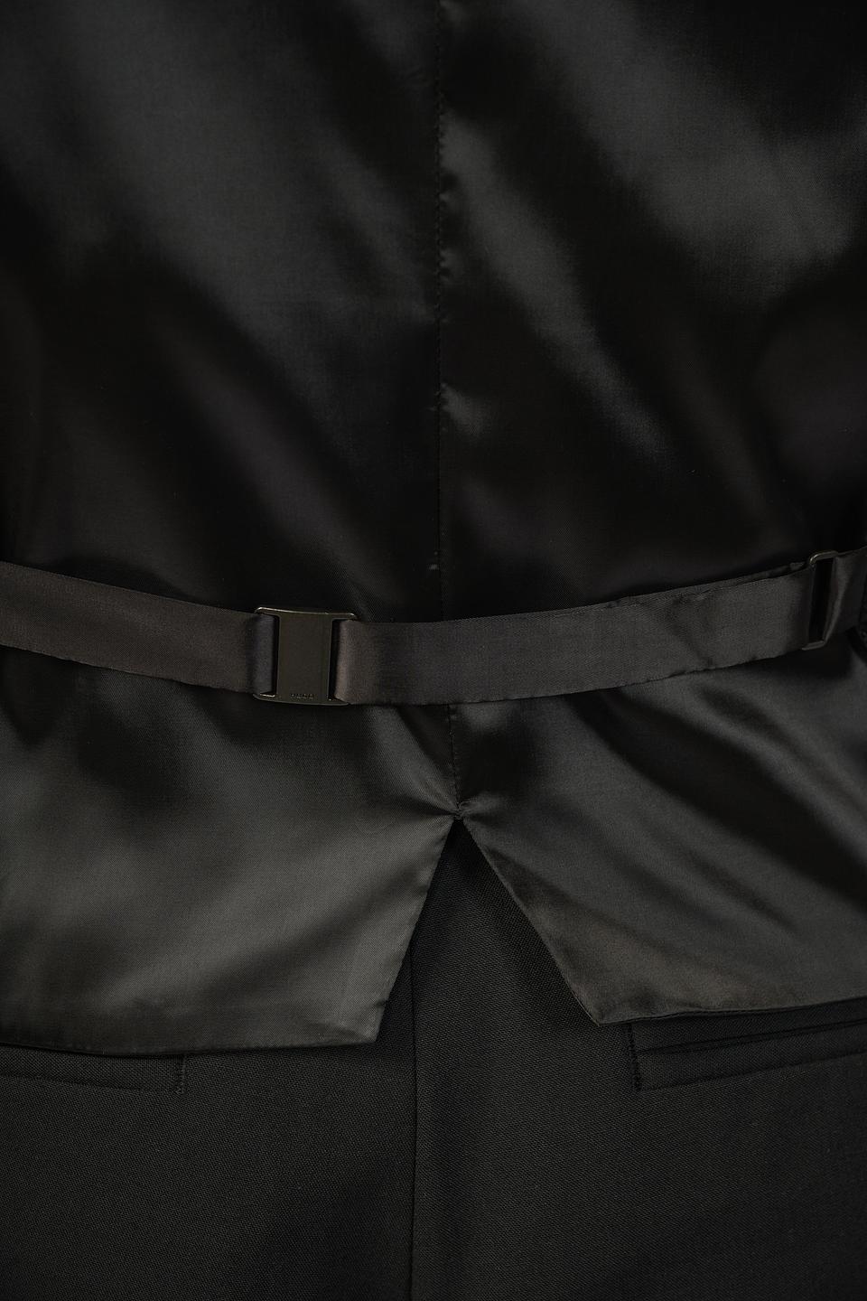 Костюм Hugo муж. чёрный