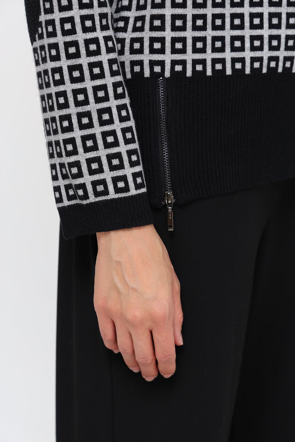 Пуловер Passioni с геометрическим узором