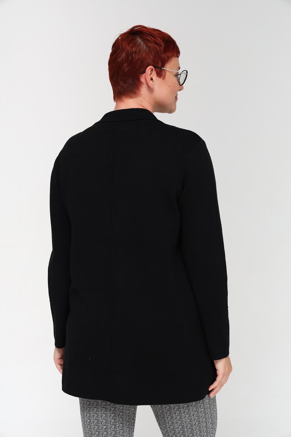 Жакет Lebek чёрный приталенный