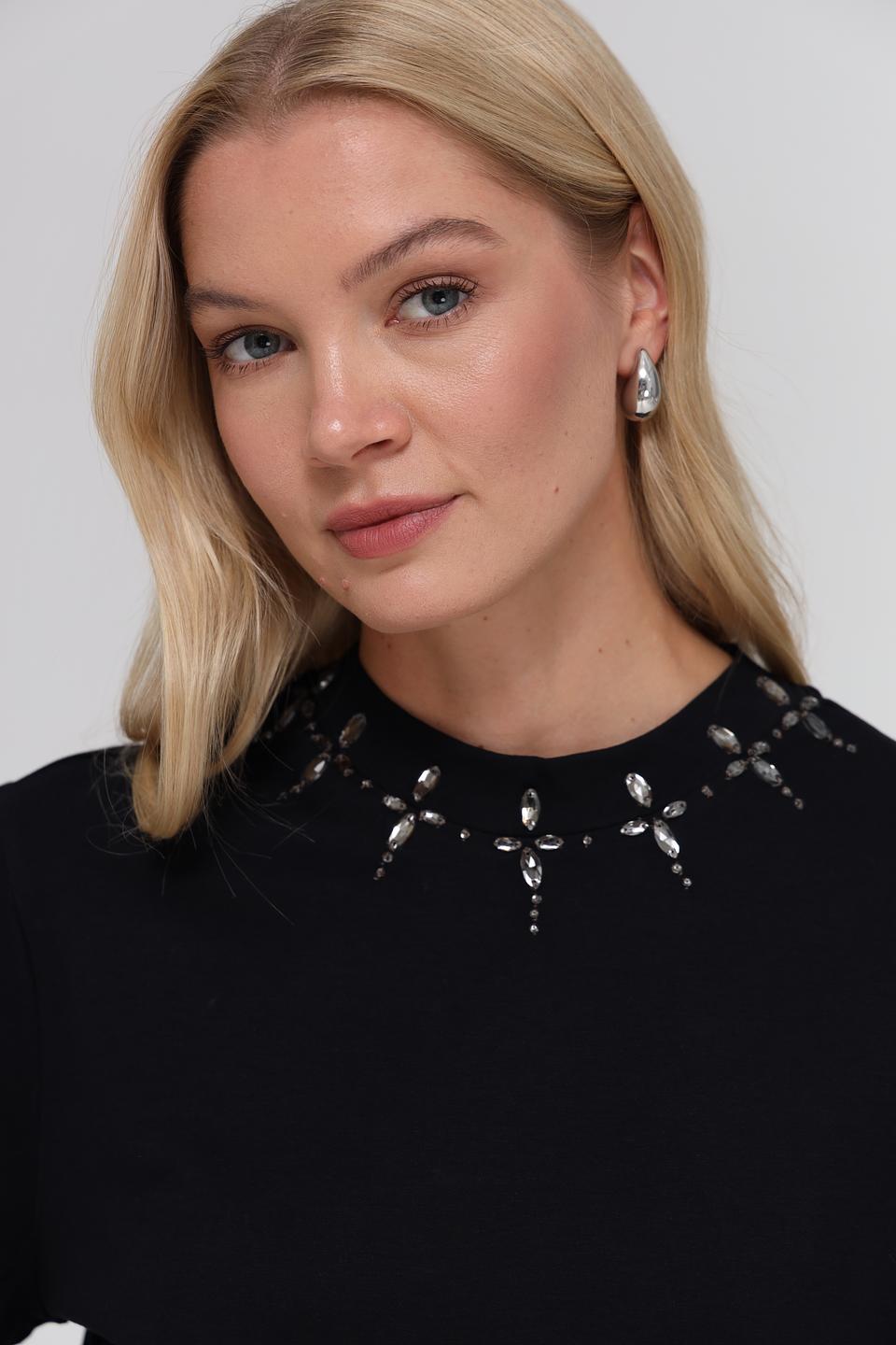 Футболка Marc Cain с кристаллами, чёрная