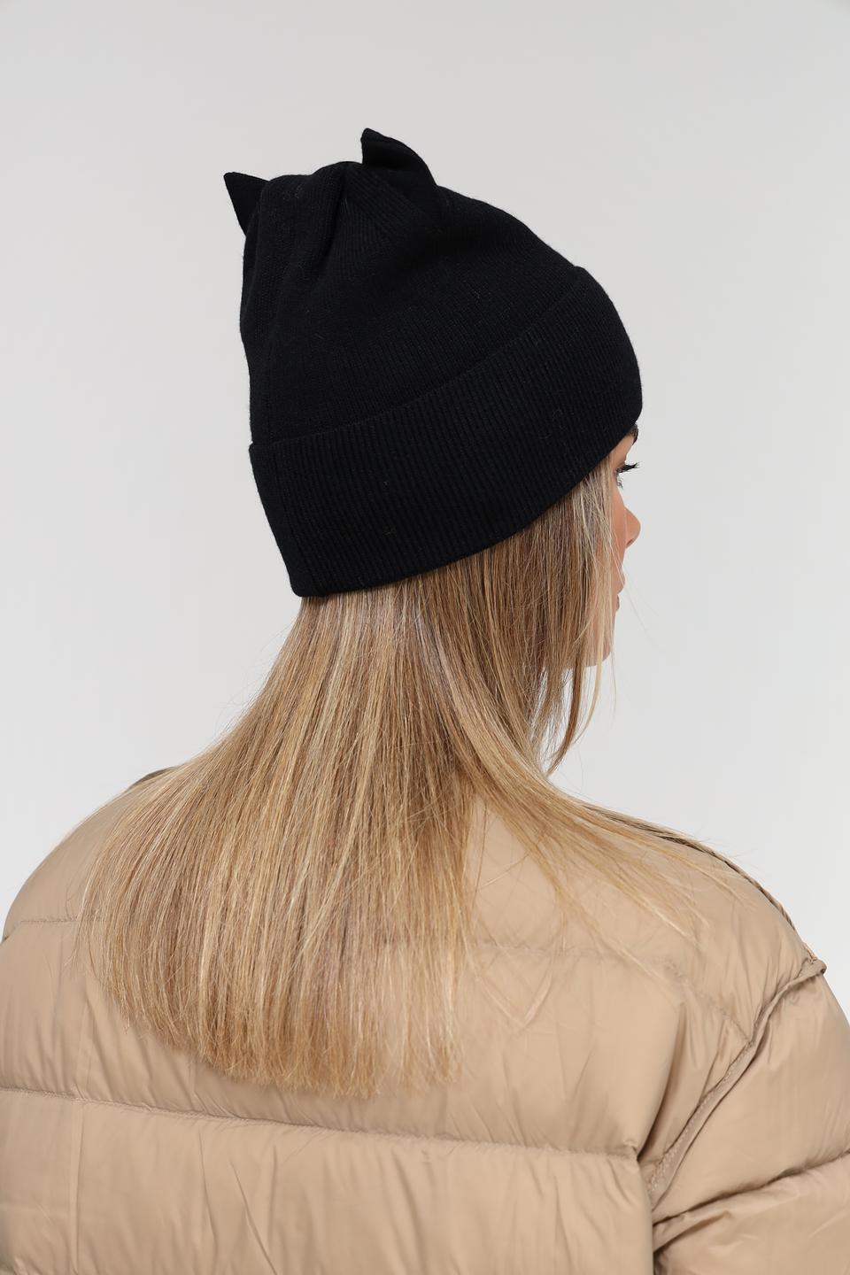 Шапка Adel чёрная с ушками