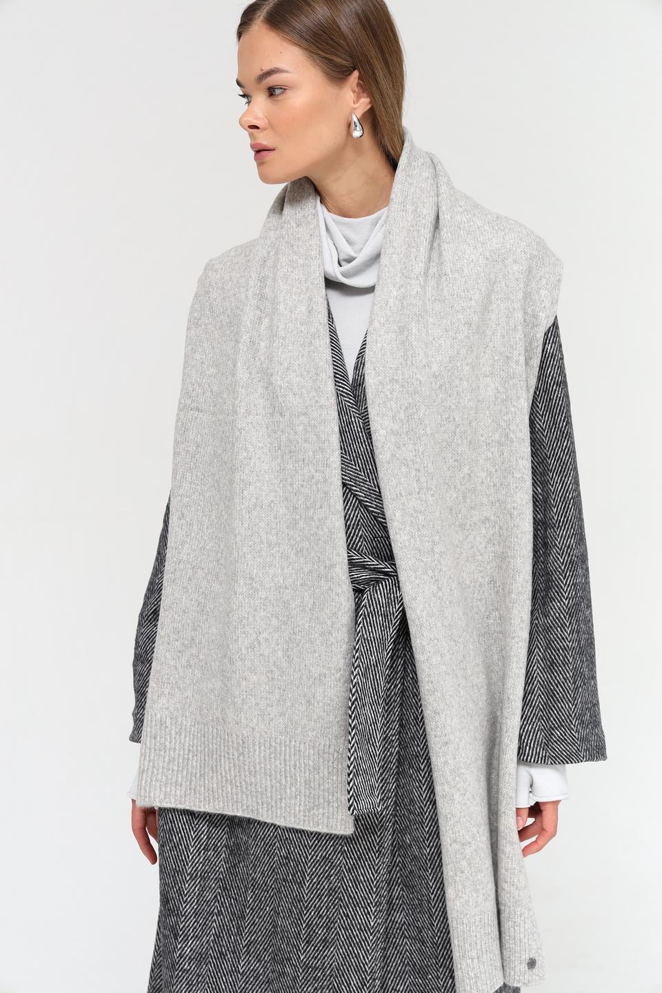 Шарф Fraas серый вязаный