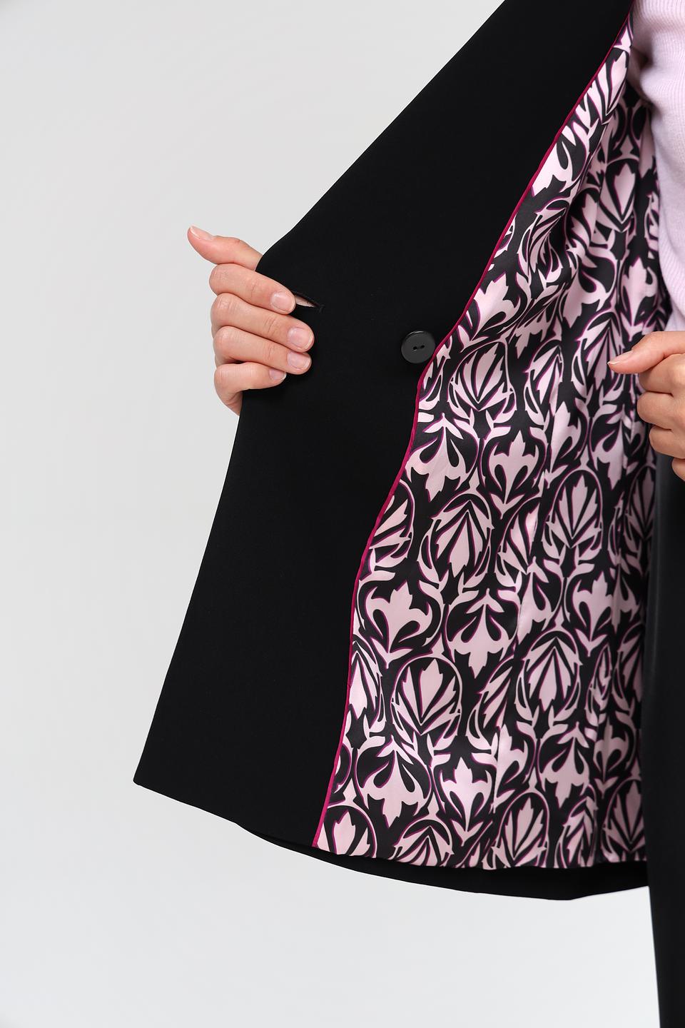 Жакет Marc Cain чёрный двубортный