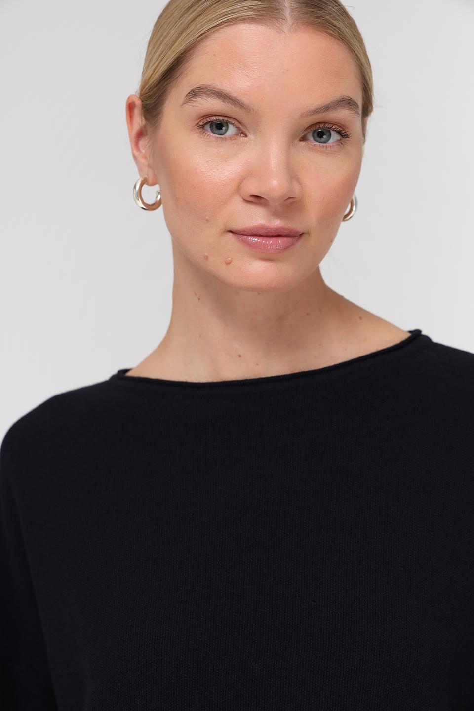 Пуловер Maerz чёрный с горловиной-лодочкой