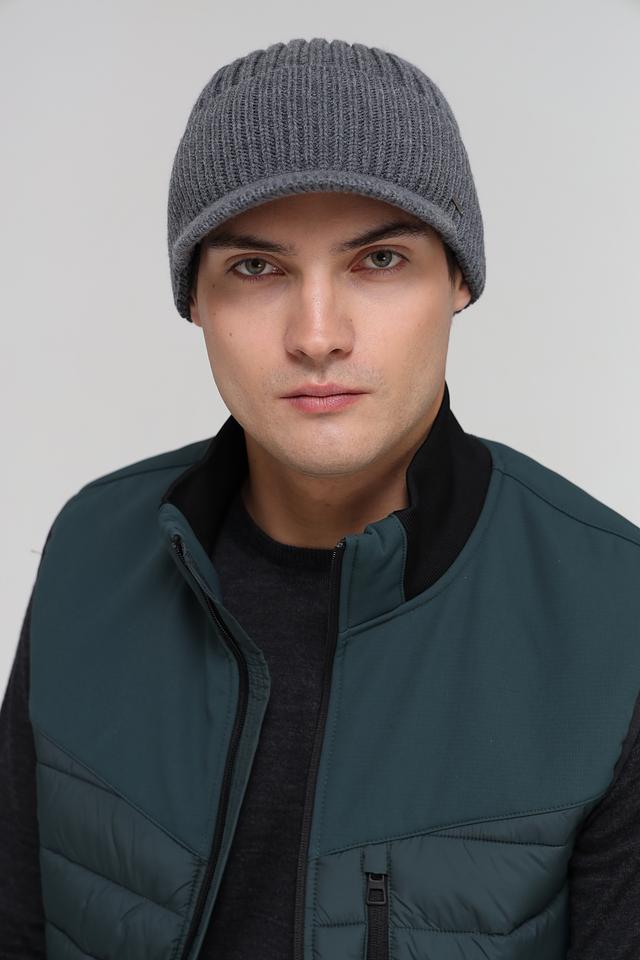 Шапка Marhatter серая с козырьком