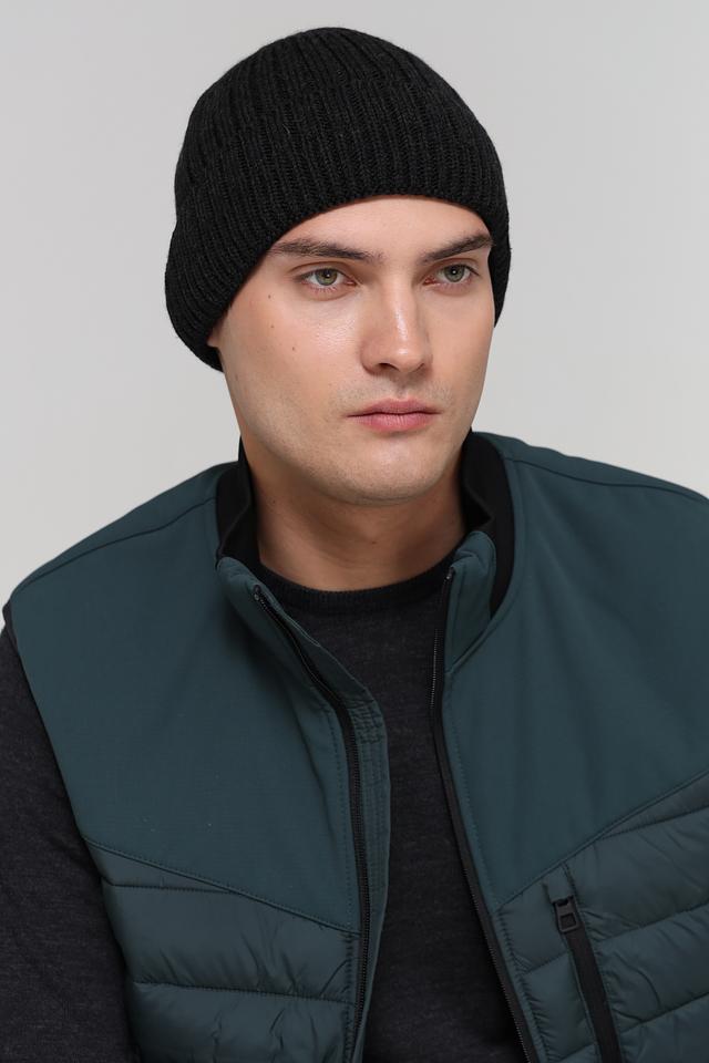 Шапка Marhatter чёрная вязаная