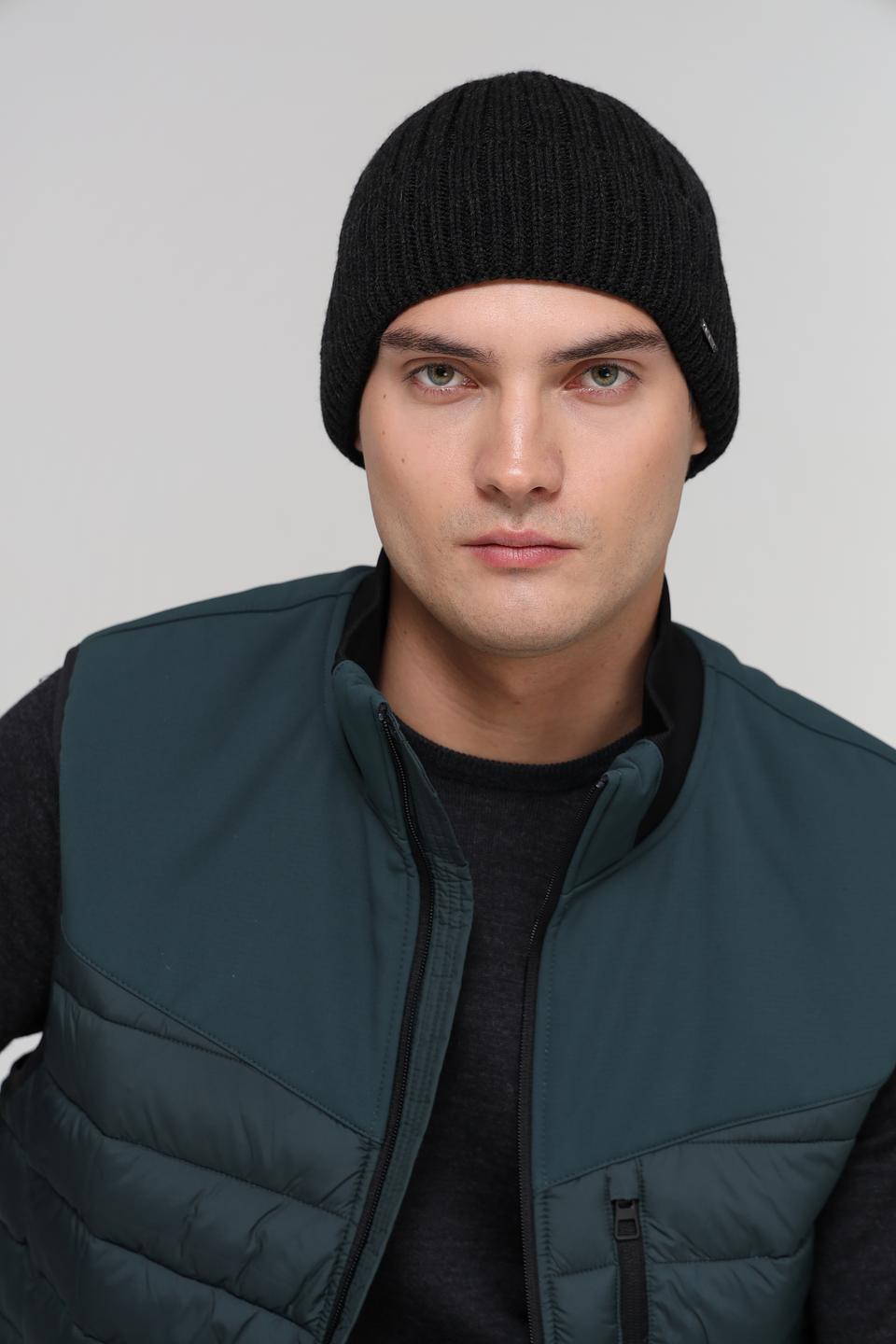 Шапка Marhatter чёрная вязаная