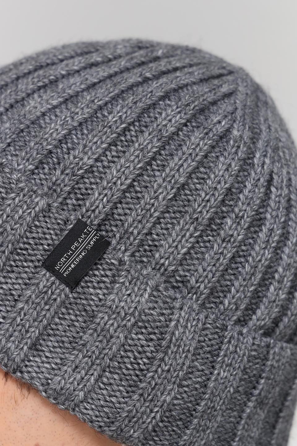 Шапка ADL man серая с логотипом