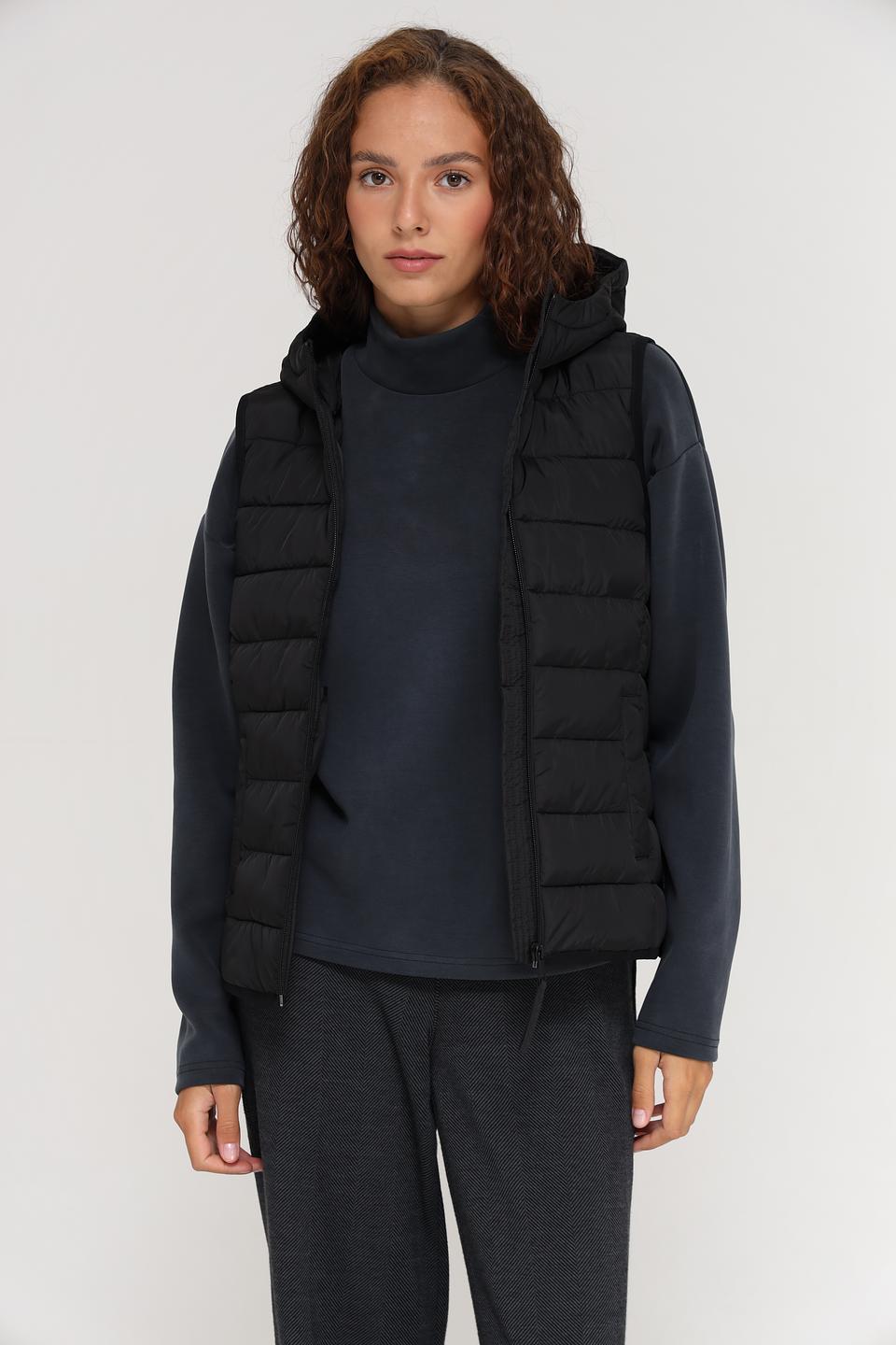 Жилет стеганый Tom Tailor черный