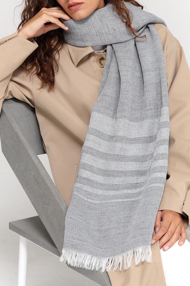 Шарф Marc Aurel в полоску серый