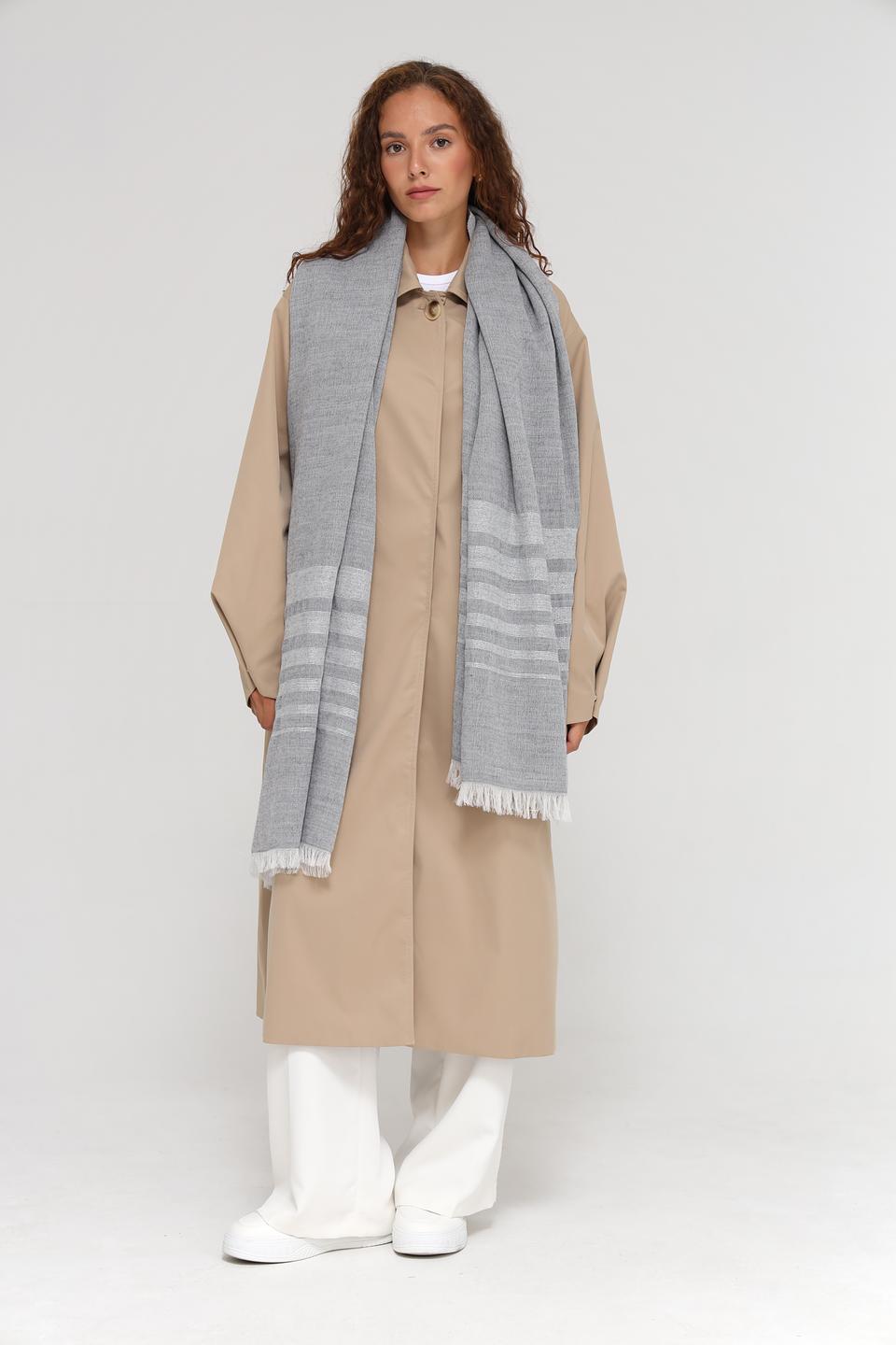 Шарф Marc Aurel в полоску серый