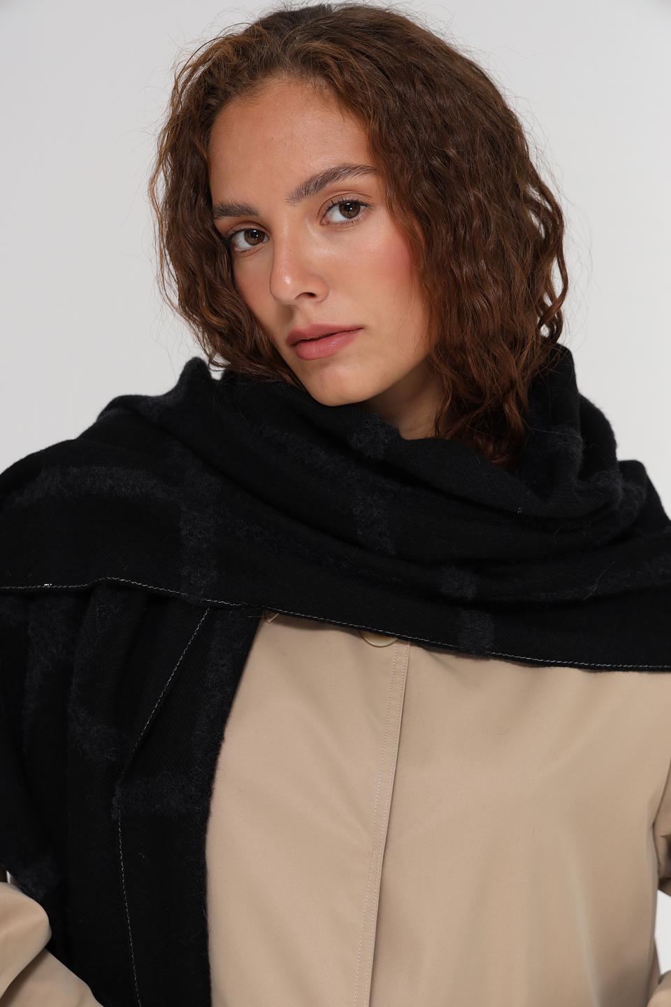 Шарф Annette Gortz в клетку чёрный