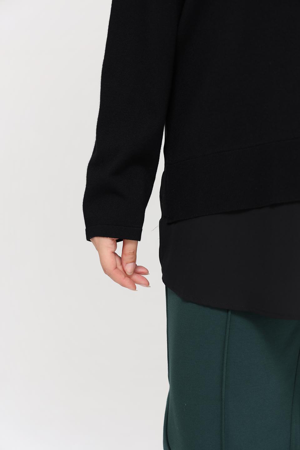 Пуловер Via Appia черный с воланом