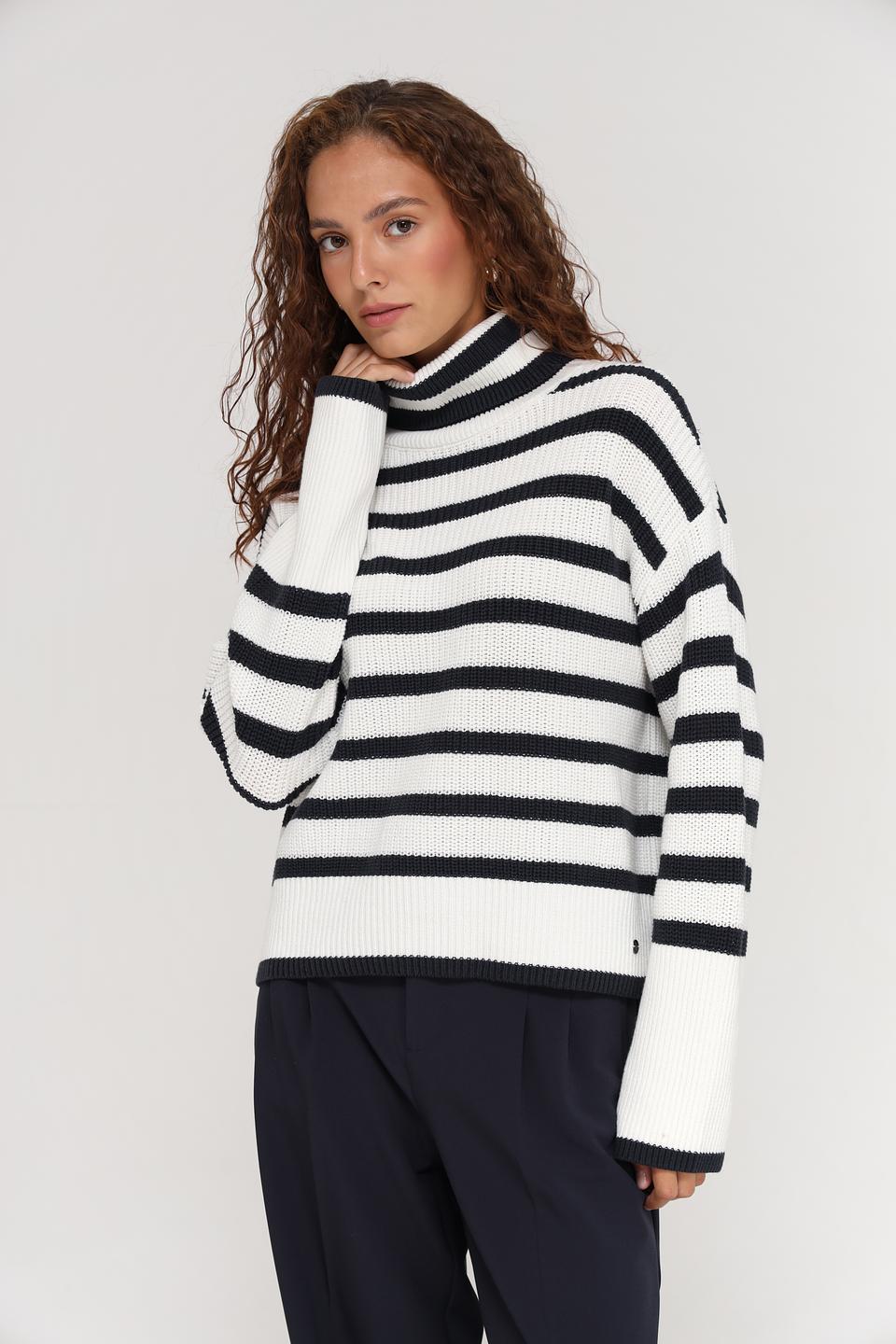 Пуловер Monari в полоску
