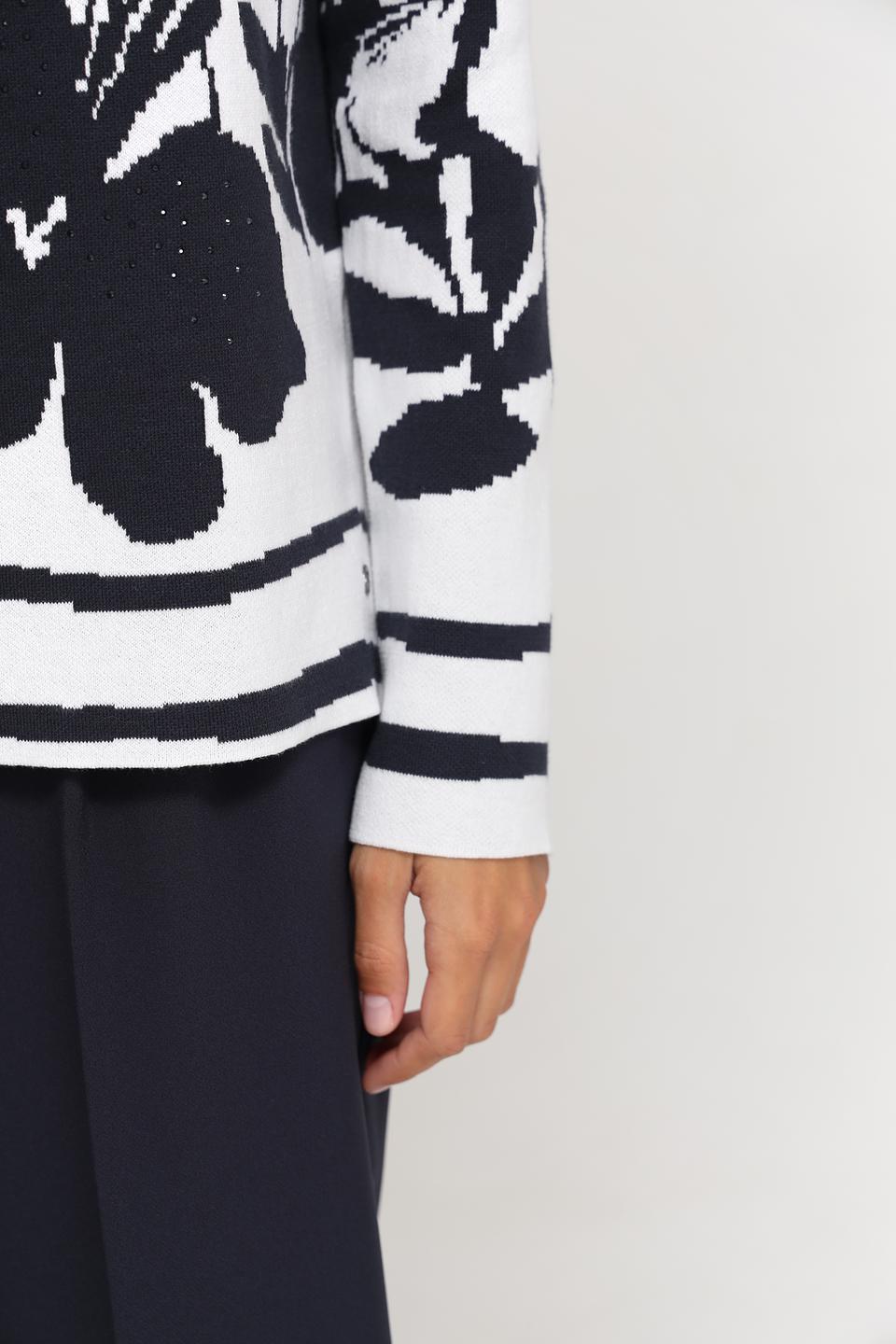 Пуловер Monari с цветочным принтом