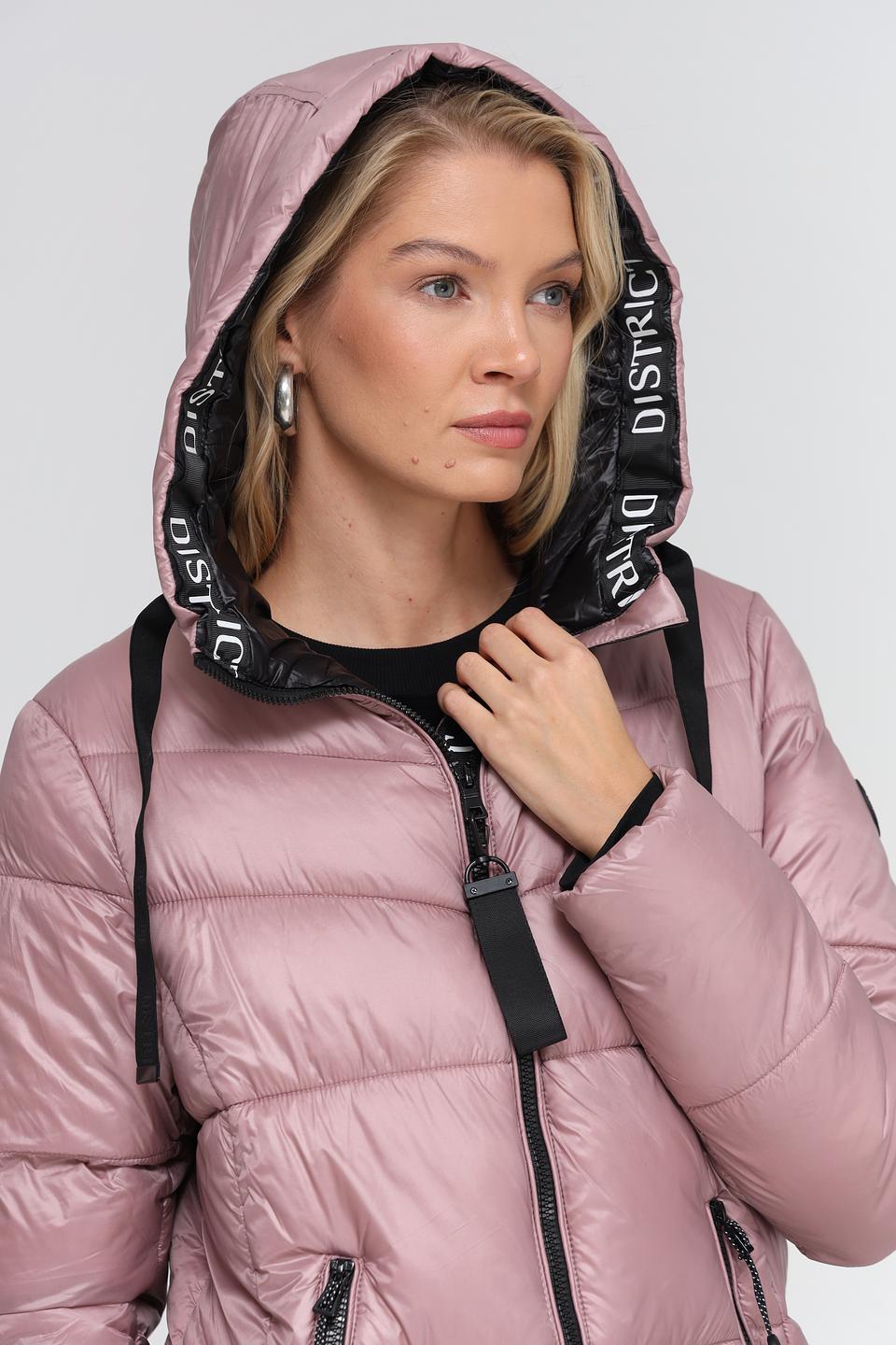 Пальто District стеганое пудровое